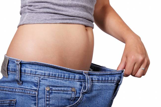 WHAT DOES THE STOMACH REDUCTION OPERATE INVOLVE - BENEFITS, RISKS AND RECOMMENDATIONS