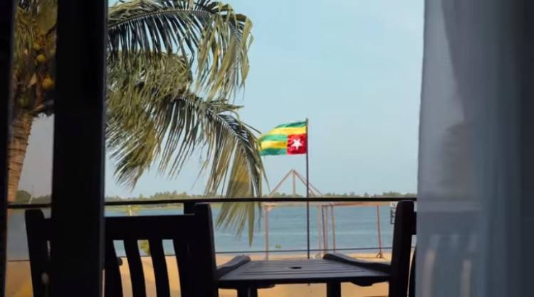 Why you should choose Ghana If you want to fly for Vacation