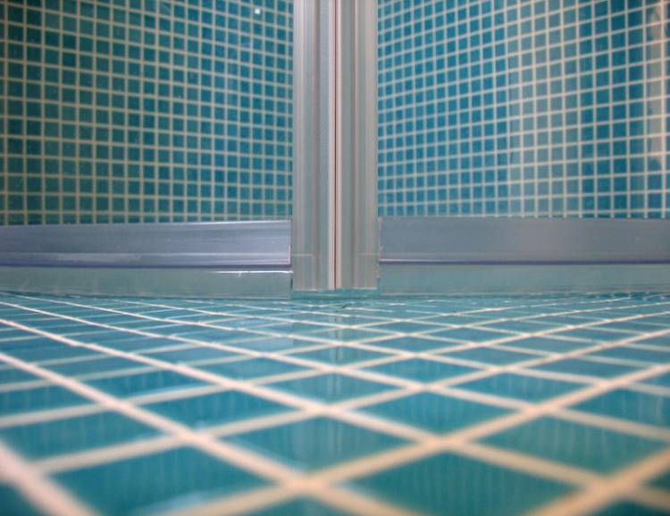 Use Anti-Slip Floor Tiles In The Bathroom