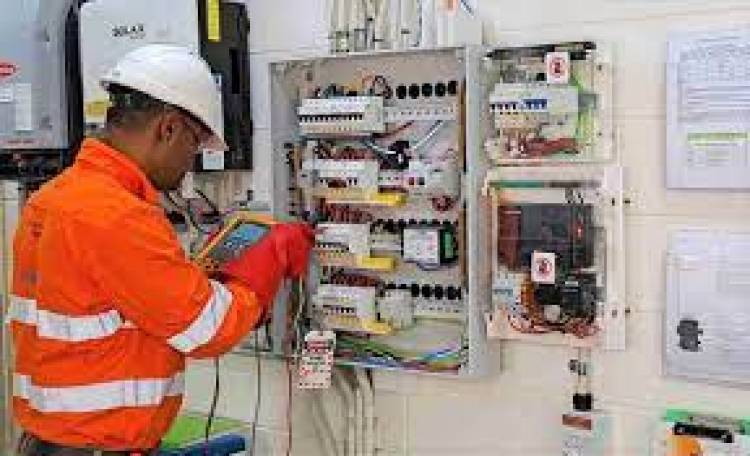 How To Become An Electrician In Qatar